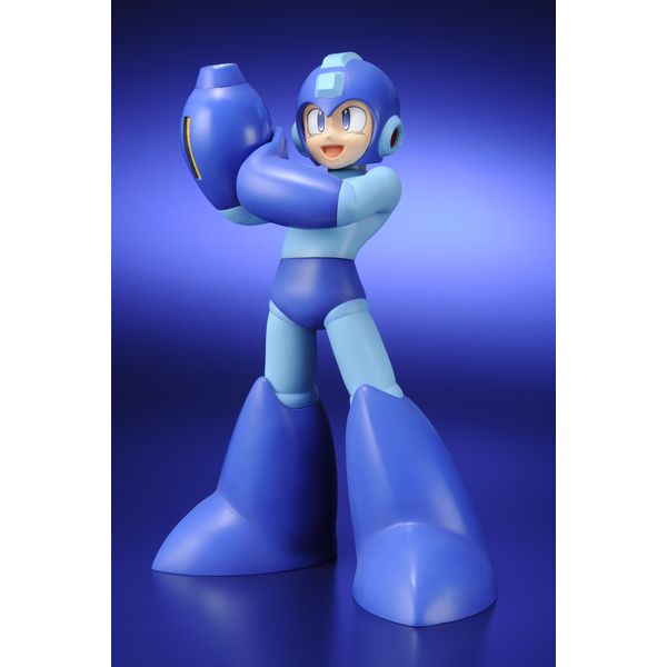 フィギュア: ロックマン ギガンティックシリーズ ロックマン 【2016年11月出荷予定分】: エクスプラス｜キャラアニ.com