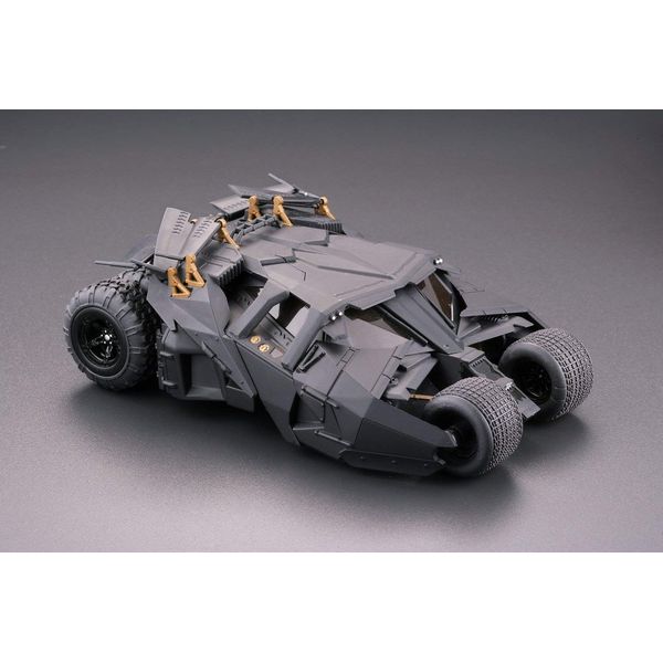 フィギュア　レガシー・オブ・リボルテック LR-054 バットモービル タンブラー in GOTHAM CITY 「ダークナイト」 レガシーOFリボルテック】バットモービル タンブラー in GOTHAM