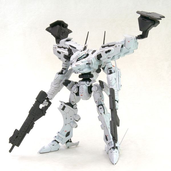 アーマードコア　ホワイトグリント&V.O.Bセット　ムービーカラーver. おもちゃ: アーマード・コア ホワイト・グリント＆V.O.Bセット