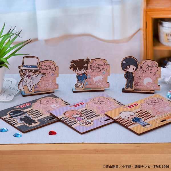 グッズ: 名探偵コナン 木製スタンド 安室透 【2022年3月出荷予定分