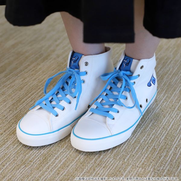 �f�� �ܓ����̉ԉ� �X�j�[�J�[ ����O�� L