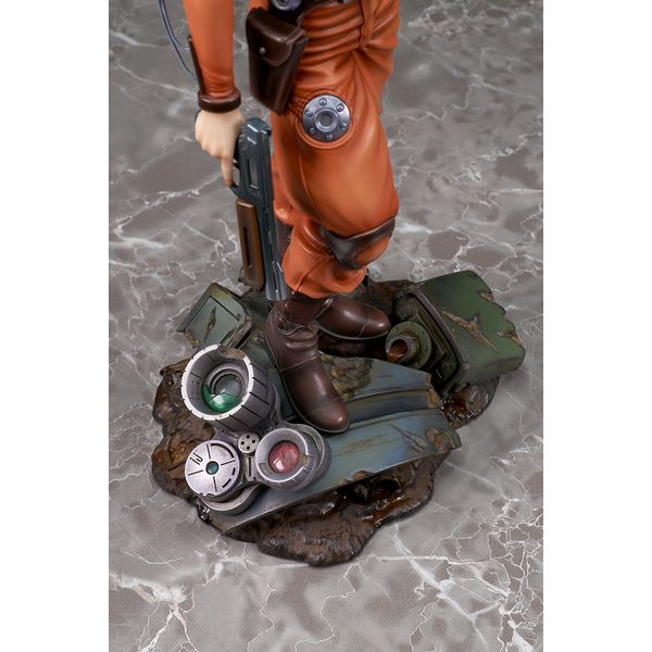 装甲騎兵ボトムズ キリコ・キュービィ　フィギュア Amazon | キューズQ 装甲騎兵ボトムズ キリコ・キュービィー 1/6