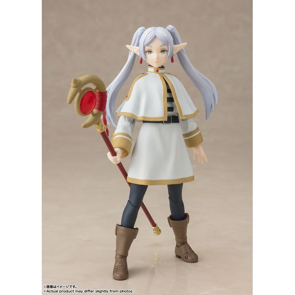 葬送のフリーレン　フィギュア　プライズ　セット　角川　KADOKAWA Amazon.co.jp: 葬送の*フリーレン Desktop x Decorate