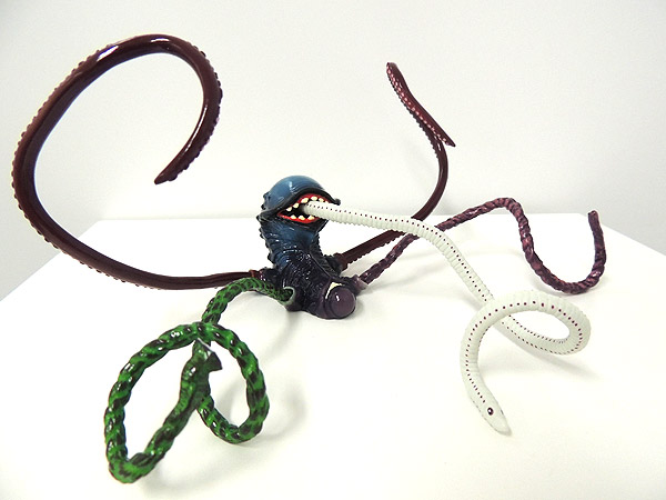 フィギュア: 陰獣 繁殖態 ノーマル(ブルー)Ver.: キャラアニ